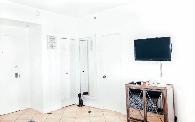 Ocean Drive Apartments