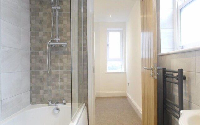 HU1 Hull City Centre Modern Apartment H9