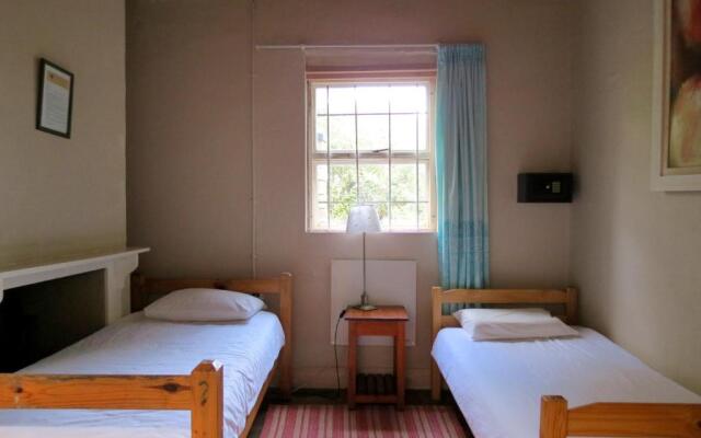 Fairy Knowe Backpackers
