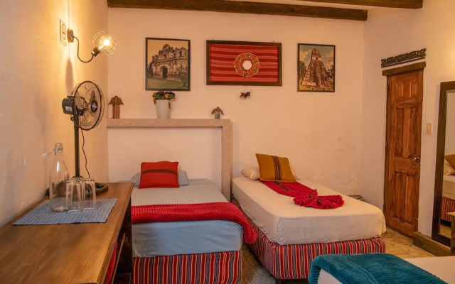 Nikikot Hotel and Hostal Food & Drink