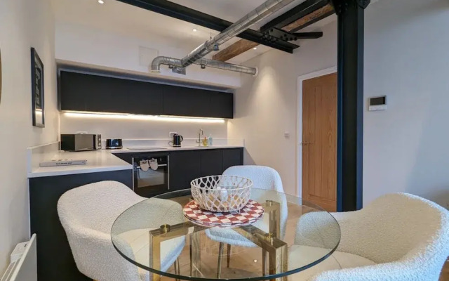 The Sunshade Suite Grade 2 Ancoats