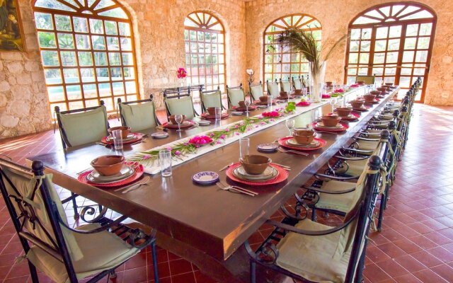 HACIENDA HISTÓRICA Blanca Flor Del Siglo XVI