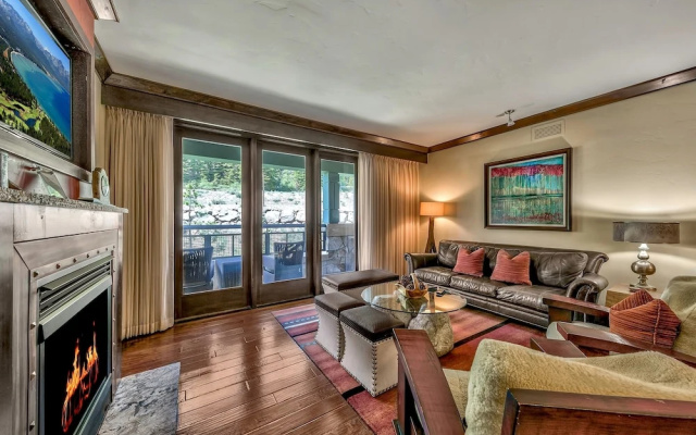 Premium  With The Ritz-carlton Amenities 3 Bedroom Condo by RedAwning