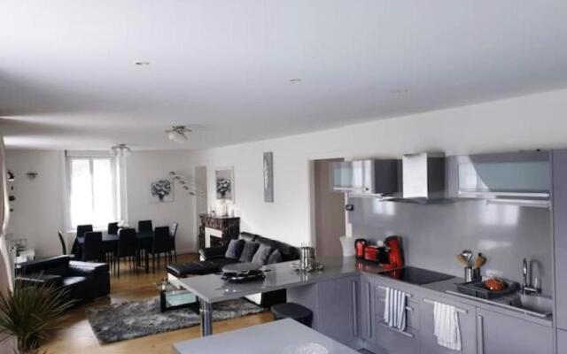 Appartement de 4 chambres avec wifi a Hauts de Bienne