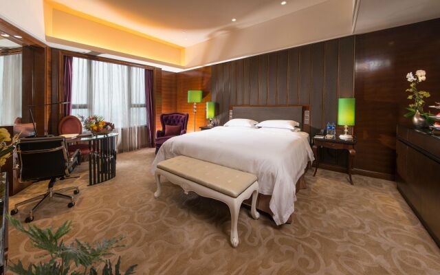 Malachite Hotel
