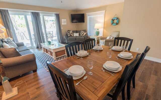 Marina Sunrise Apartment 3