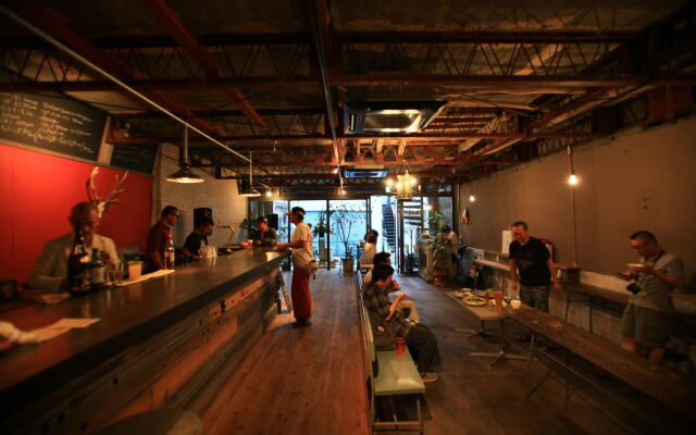 KAMP Houkan-cho Backpacker's Inn & Lounge - Hostel