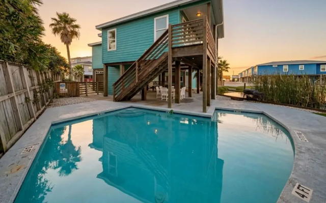 At Last by Silver Sands Vacation Rentals