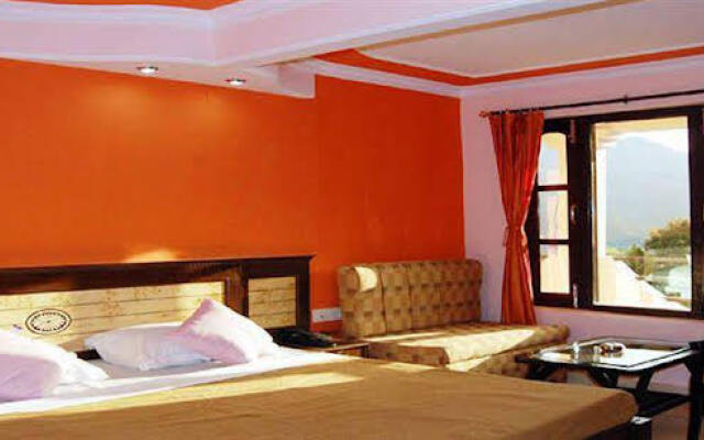 Hotel Pine Havens