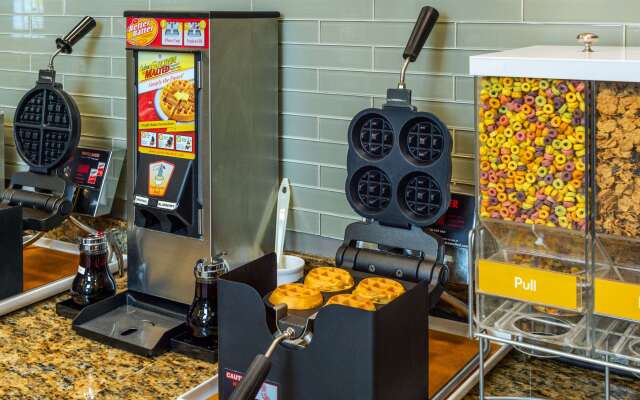 Comfort Inn & Suites