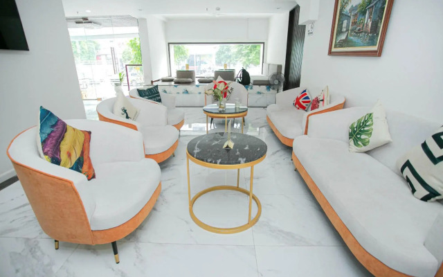 New Century Hotel Cau Giay