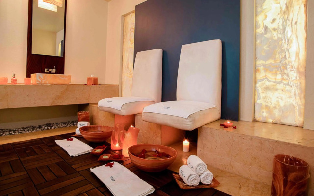 Las Mananitas Hotel Garden Restaurant and Spa