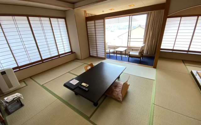 Hotel Miyarikyu