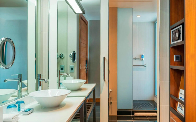 Queen Elizabeth 2 Hotel by Accor