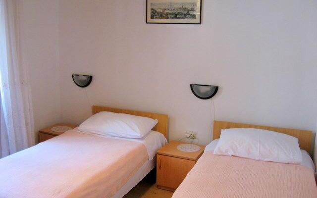 Apartments Vis