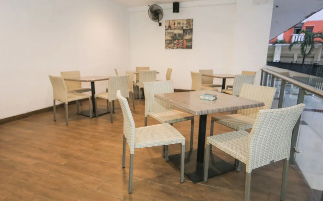 Hotel O Mr Stay Room