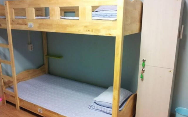 Cube Guesthouse