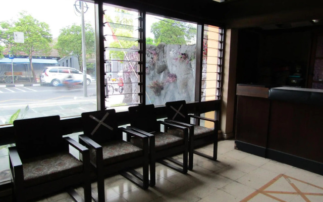 Hotel Bakti