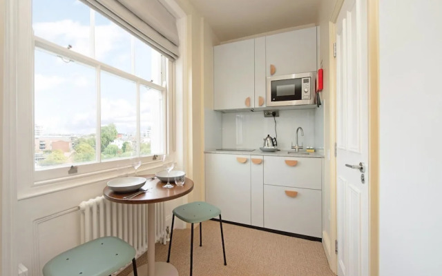Charming Studio in Historic Primrose Hill Terrace