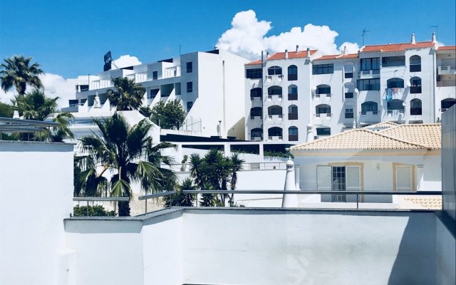 Modern beach view townhouse