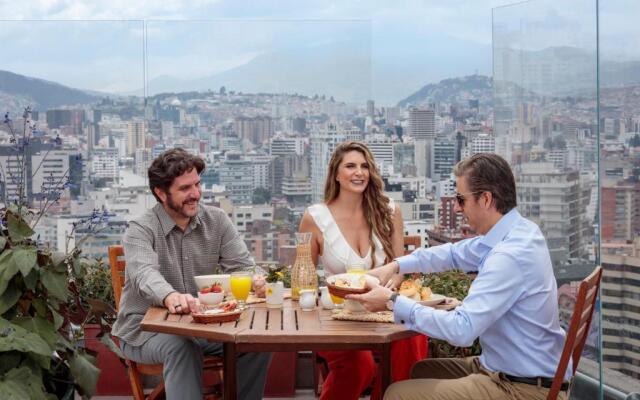 GO Quito Hotel