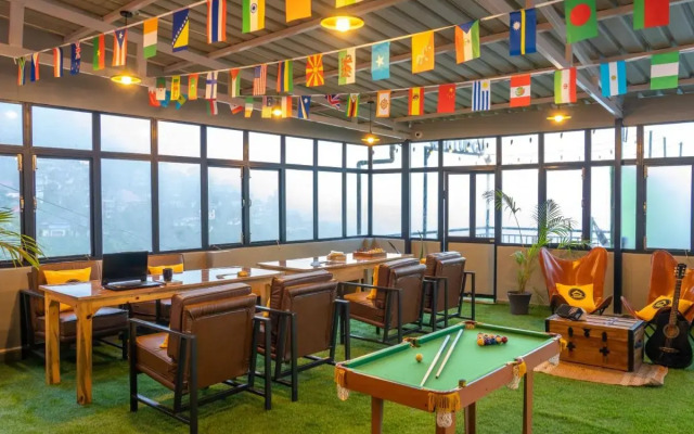 The Hosteller Mussoorie, Mall Road