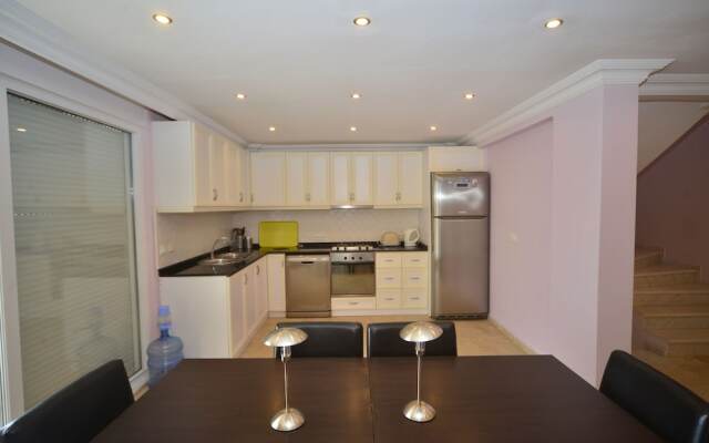 Alanya Mahmutlar Villa