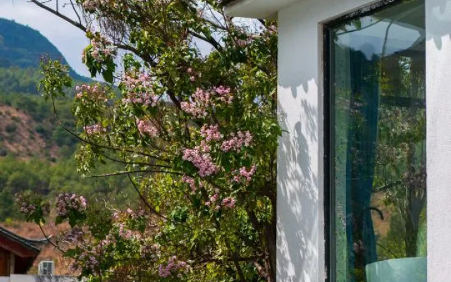 Lijiang Ruhua Homestay