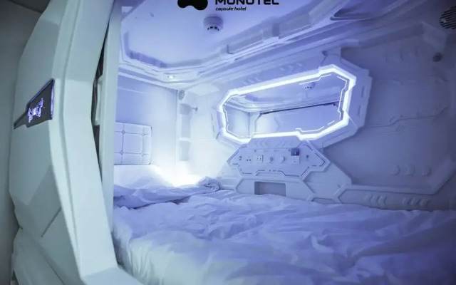 Monotel Space