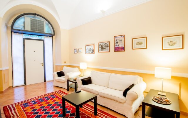 Quiet and Cozy Trastevere Hideaway