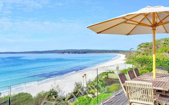 Elandra Absolute Beach Front Luxury