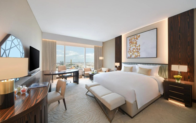 Отель Maitria Sukhumvit 18 Bangkok – A Chatrium Collection