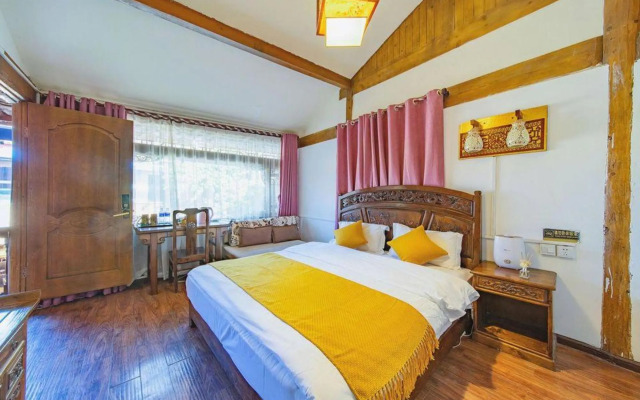 Guyuexuan Garden Inn (Dayan Ancient Town Mufu)