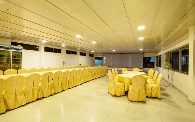 Fantasy Hotel & Resort