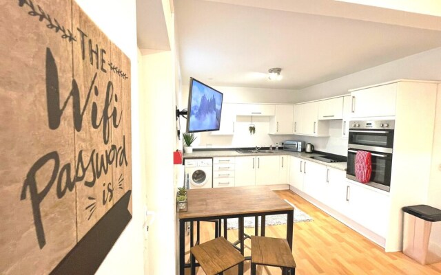 The Haywood, Beautiful 2 -bed Apartment in Beeston