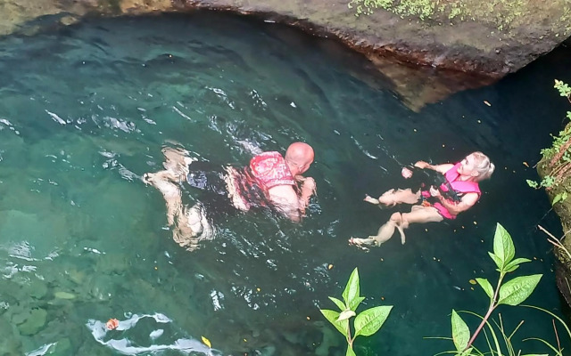 Cozy vacation retreat with free parking