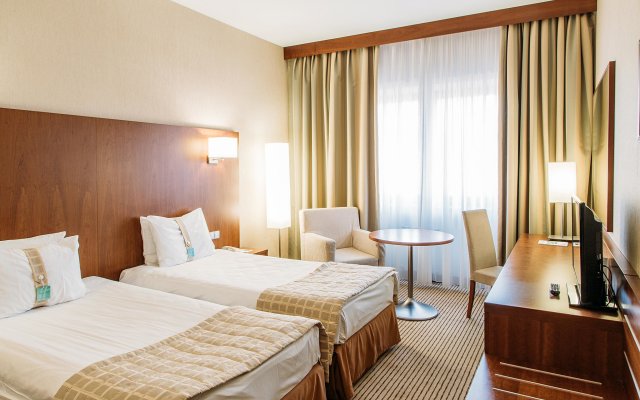 HolidayHall Samara Hotel