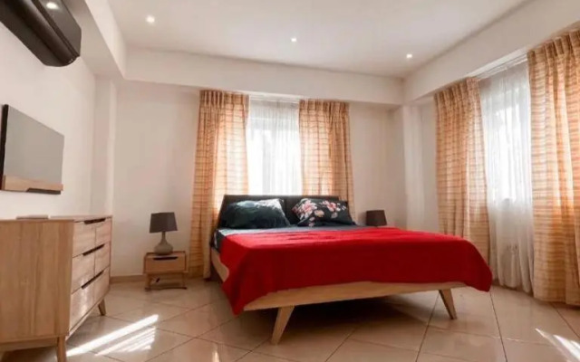 Luxurious Superior Room Space Available