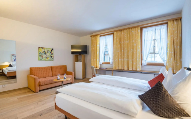 Schweizerhaus Swiss Quality Hotel