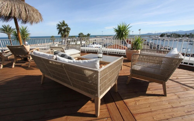 Bleu Mer Duplex & Suites