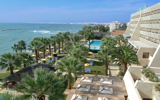 Palm Beach and Bungalows Larnaca