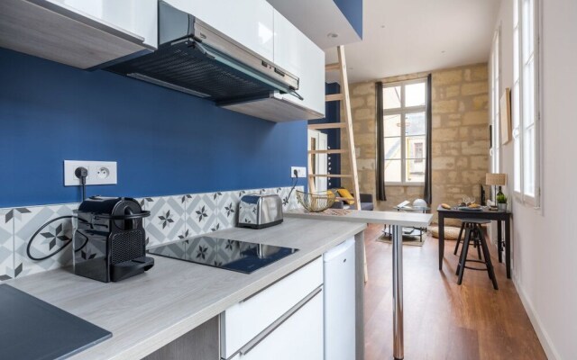 Studio Sainte Catherine With Mezzanine