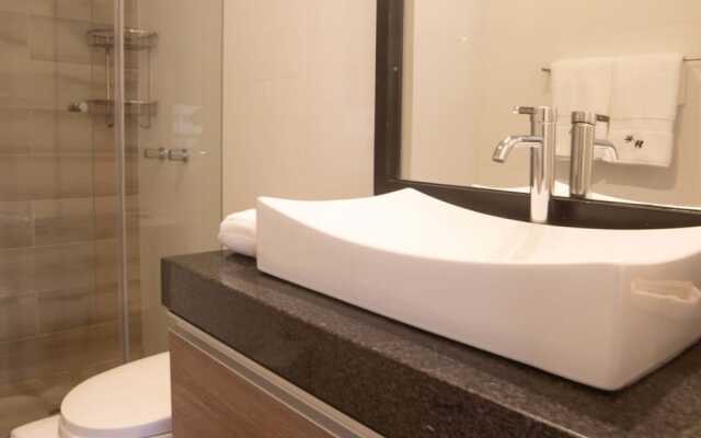 w Brilliant 1BR in Miraflores