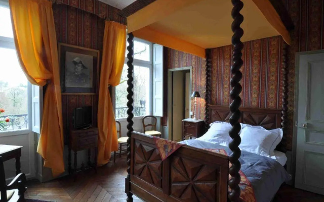 Le Château de la Vierge