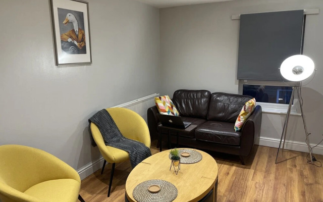 Immaculate 2-bed Apartment in London