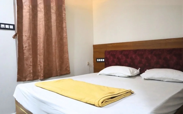 Hotel Varahi Grand