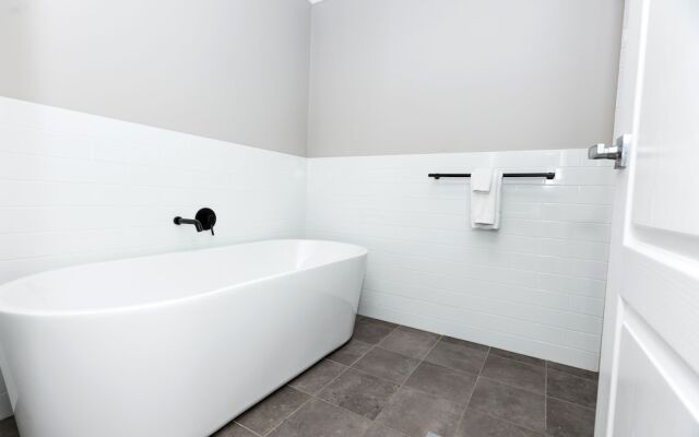 Best Central Wagga Townhouse