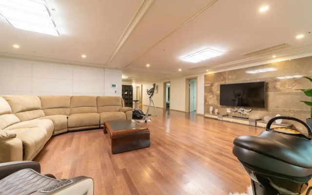 Sejong Party House