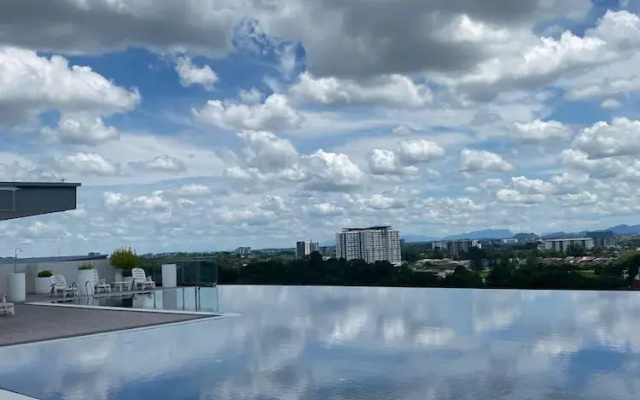 Minimalist Bliss, Kuching City, Washer Included