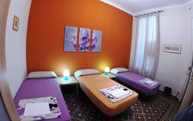 Barcelona 4 Fun Hostel